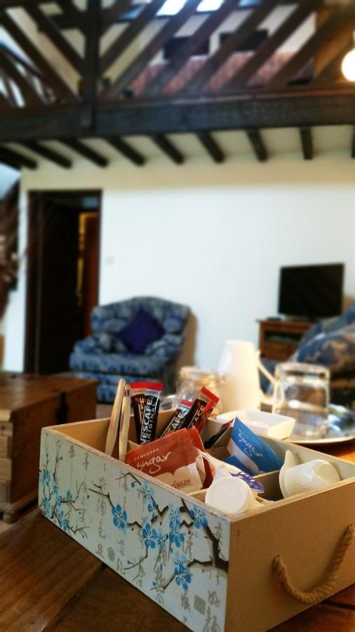 Miltons Country Lodge Lower Langford Buitenkant foto